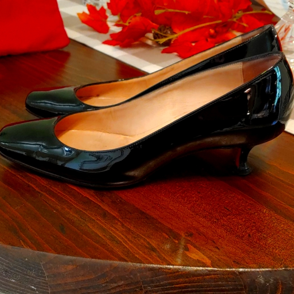 Christian Louboutin Le Mer 45 Patent Chic - Picture 9 of 9